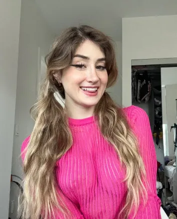 Bronwin Aurora Age, Net Worth, Height, Weight, Career And Full Bio