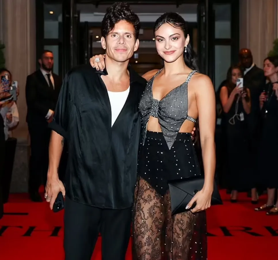 Camila Mendes Height How Tall Is She (Latest Updates 2025)