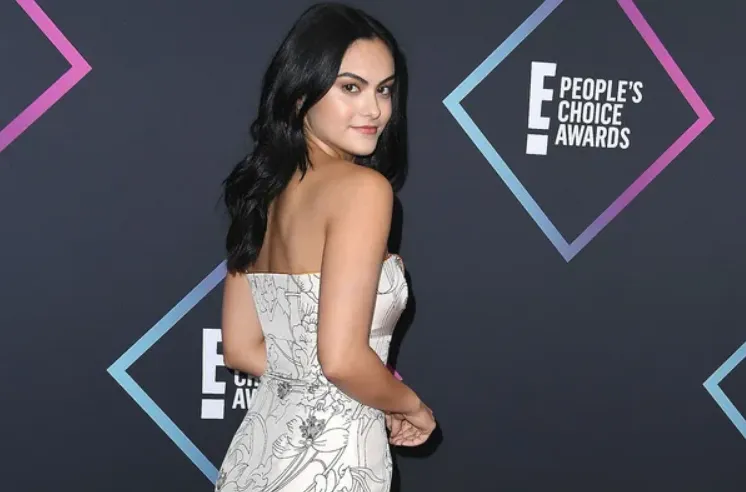 Camila Mendes Height How Tall Is She (Latest Updates 2025)