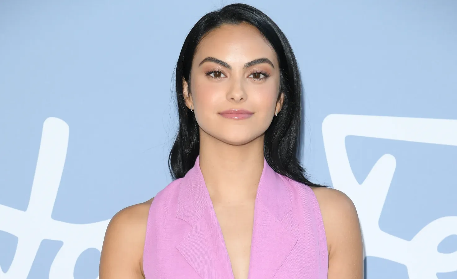 Camila Mendes Height How Tall Is She (Latest Updates 2025)
