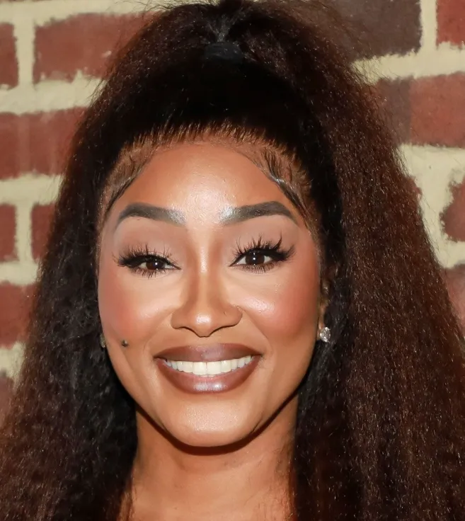 Cleopatra Bernard Age, Height, Weight, Net Worth, Career, And More