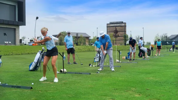How Many People Play Golf