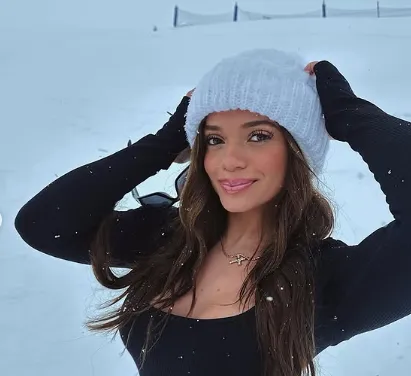 Kayla Manousselis Age, Net Worth, Height, Weight, Career And Full Bio