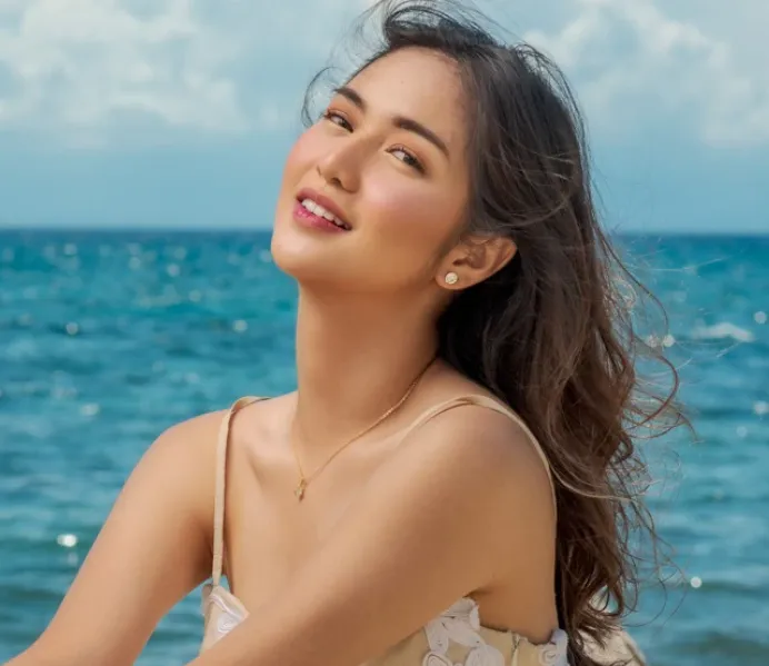 Charlie Dizon Age, Height, Weight, Net Worth, Career, And More
