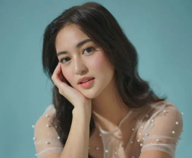 Charlie Dizon Age, Height, Weight, Net Worth, Career, And More