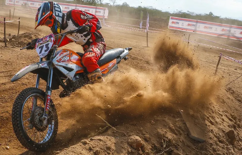 How to Choose the Perfect Motocross Sticker Kit