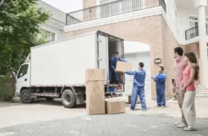 What Comes with a Full-Service vs. Self-Service Long-Distance Move